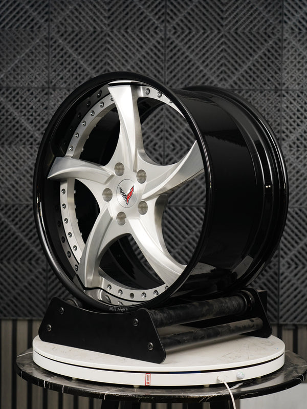 VP08 2024 Corvette C8 Stingray Z51 custom aftermarket 5-spoke deep lip rims with brushed aluminum spokes gloss black barrel and black screws by VASL Performance